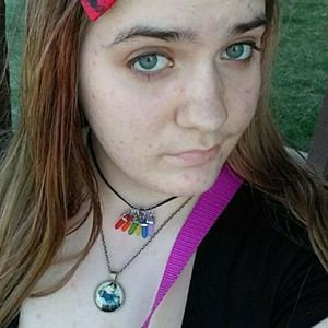 Meet your Posher, Catie